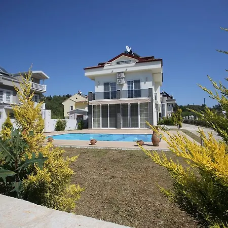 Villa Lighthouse Rima Villas